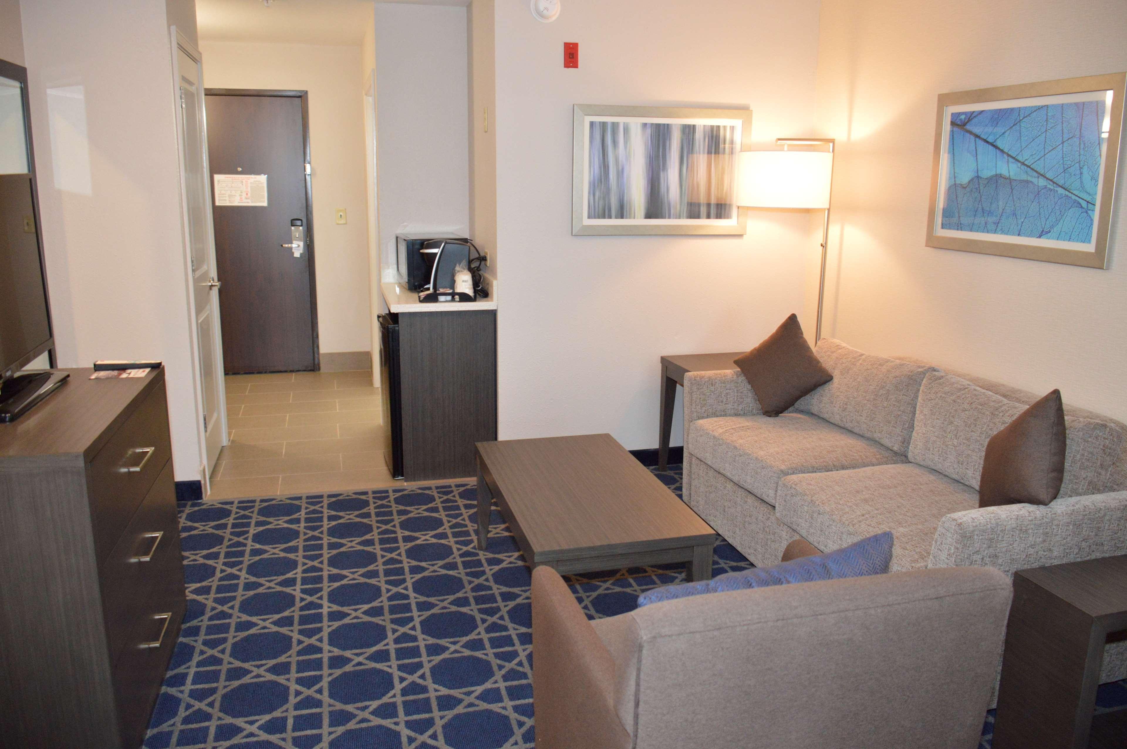 Best Western Plus Rama Inn & Suites La Grande Exterior photo